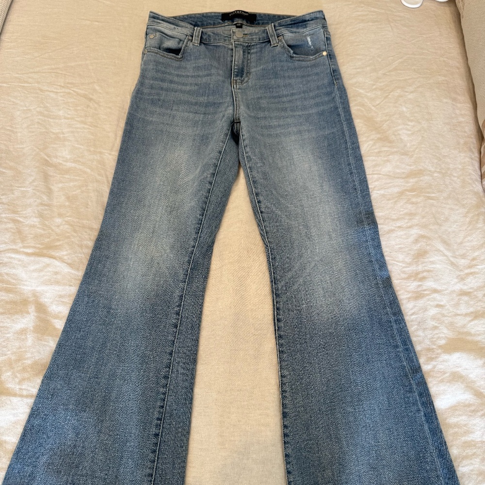 Liverpool LA Flare Frayed Edge Jeans Size 6/28